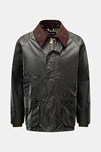 Front view of Barbour Waxed jacket 'Bedale' dark green with corduroy collar, patch pockets, and signature tartan lining, perfect for April.

Description:  
Perfectly equipped for the changing seasons: The 'Bedale' from BARBOUR is made from waxed cotton