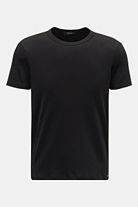 Tom Ford Rundhals-Unterhemd schwarz, Slim Fit, elastische Baumwolle, softer Griff, Rundhalsausschnitt, kleines Weblabel am Saum, frontale Aufnahme.
