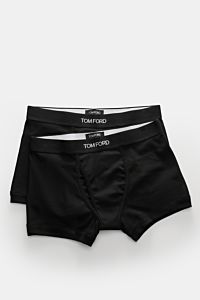 Front view of Tom Ford Boxer shorts black (2 pack), sporty and simple with elasticated waistband, keyhole fly, slim fit cotton fabric.

Description: 
Sporty, simple and luxurious: These comfortable boxer shorts with practical fly and TOM FORD stitching