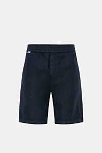 Front view of 04651/ A trip in a bag Linen shorts navy, made of airy garment-dyed linen with elastic waistband, French pockets, and patch back pocket.

Description: With this airy model, 04651/ A TRIP IN A BAG presents a comfortable pair of pure linen 