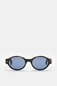 Front view of Tom Ford Horn sunglasses 'Private Collection' black/grey/white patterned with round blue lenses and signature ‘T’ detail.

The luxurious 'Private Collection' by TOM FORD only features exclusive designs worn by the designer himself. For ex