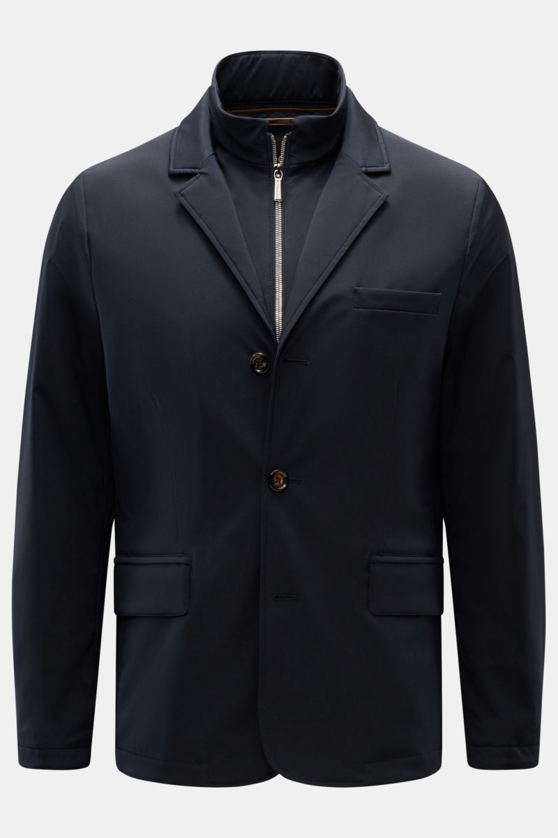 Front view of the Moorer Jacket 'Borromeo' navy, a slim fit jacket with water repellent finish, double front, three-button style, adjustable collar, classic breast pocket, hip pockets with flap, center back vent with snap buttons, smooth lining, and two i