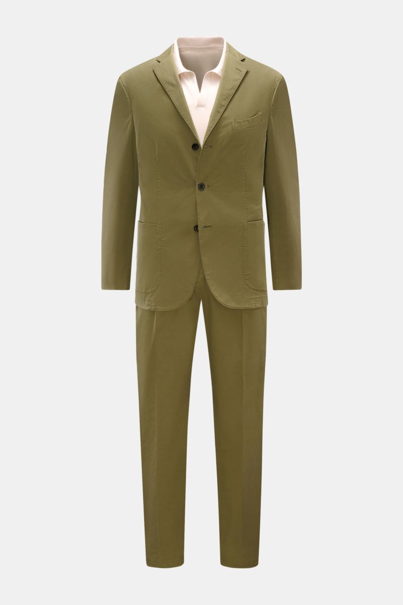 Boglioli Anzug 'K. Jacket' oliv, frontale Ansicht, Slim Fit Baumwoll-Twill, leicht elastisch, tailliertes Sakko mit Drei-Knopf-Stil und schmal zulaufender Hose.