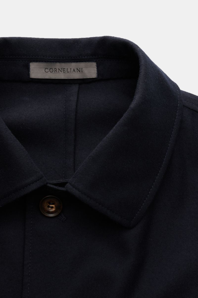 Corneliani Overshirt navy close-up from front top showing collar, single button, and label, made of pure wool flannel with soft touch, regular fit, flap collar, button placket, chest and hip patch pockets, cuffed sleeves, side slits, and one inside pocket