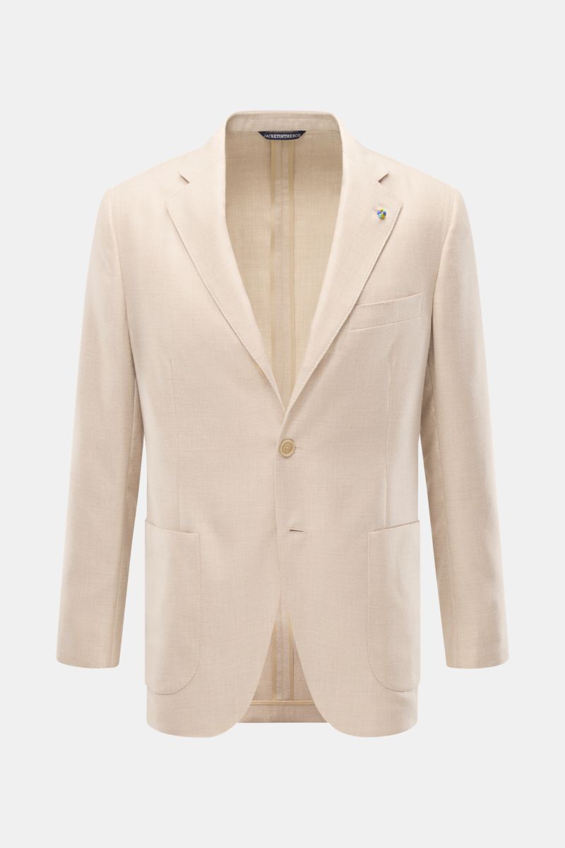 Beige Belvest Cashmere Sakko im Slim Fit, frontale Nahaufnahme, Ein-Knopf-Stil, fallendes Revers mit Pin, Brust- und Hüfttaschen, weicher Cashmere-Seidenmix.