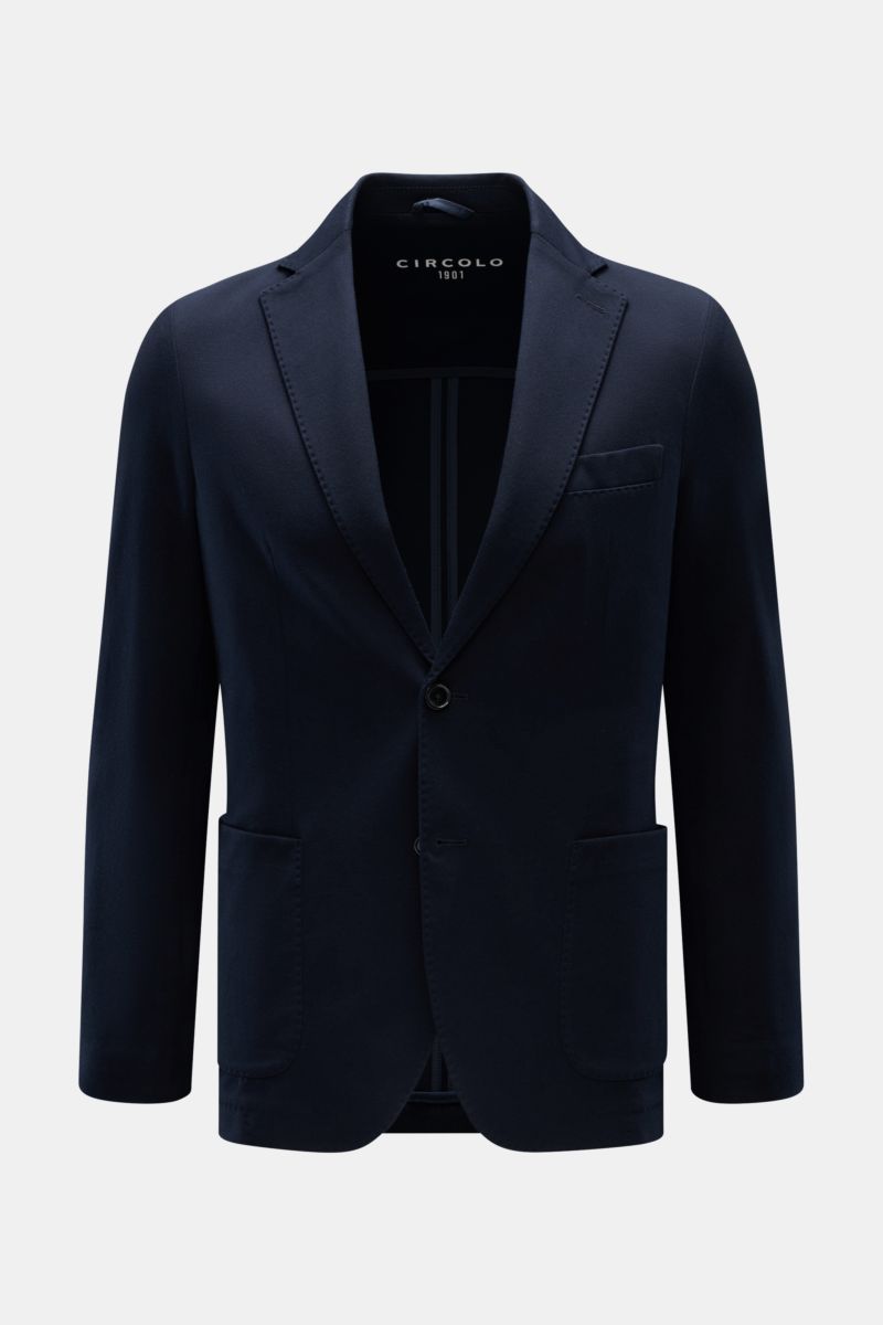 Circolo 1901 Piqué Sakko navy, frontal fotografiert, Slim Fit, elastischer Baumwoll-Piqué, zwei Knöpfe, fallendes Revers, Brust- und Hüfttaschen, halb gefüttert.
