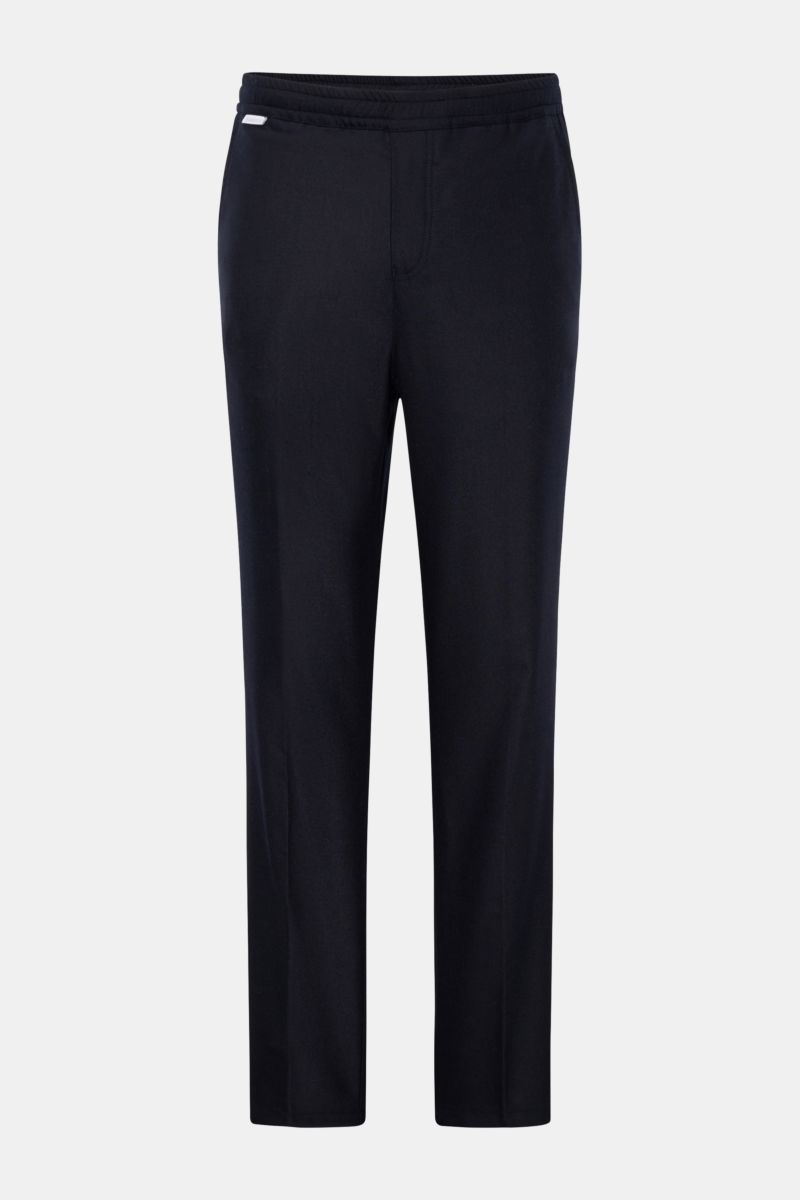 04651/ A trip in a bag Woll-Jogpants 'Flannel Pants' navy, frontal, aus weichem Schurwolle-Cashmere-Flanell, elastischer Bund, französische Taschen.