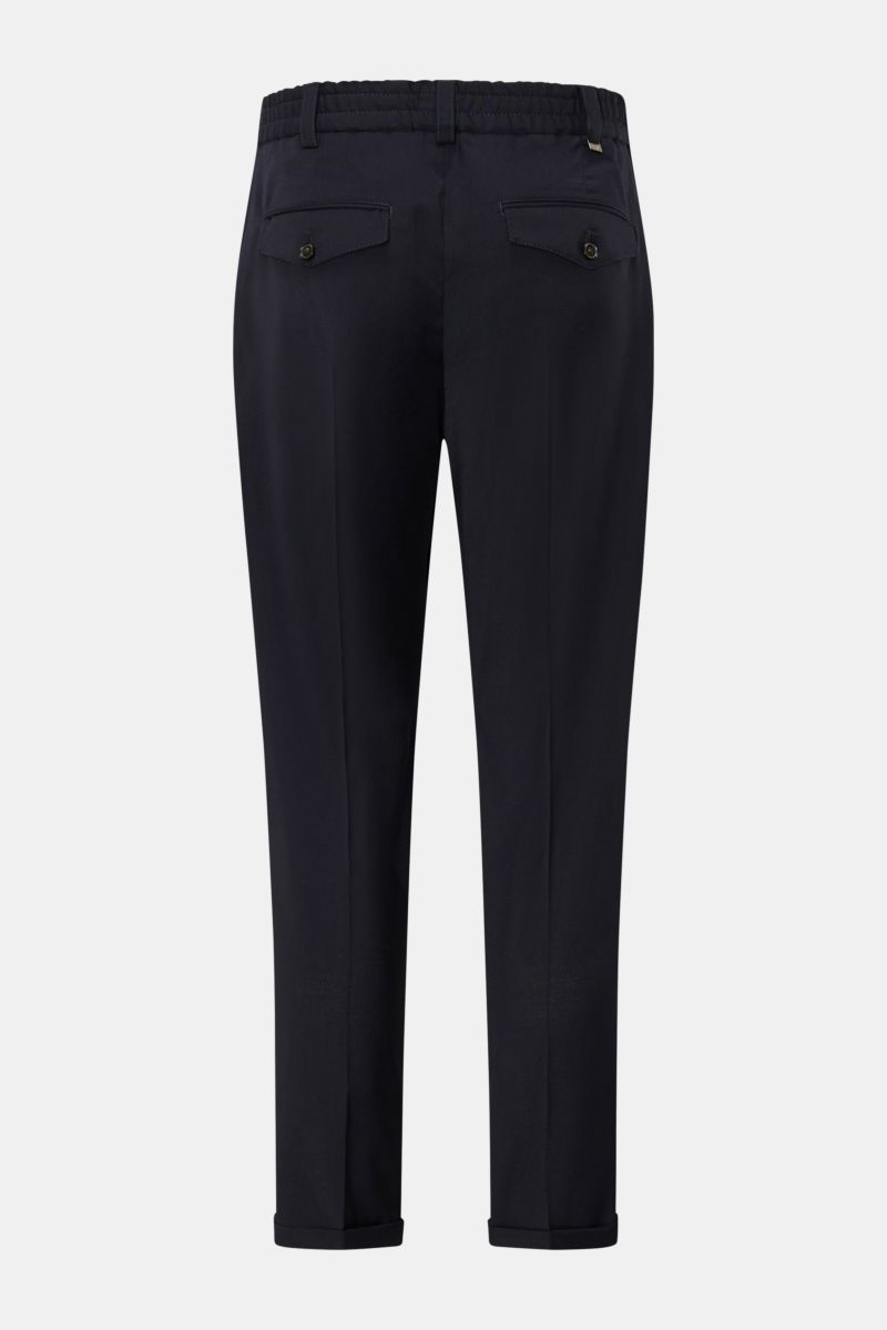 PT Torino Hose 'The Rebel' dark navy Rückansicht, knöchellang mit fixiertem Saumaufschlag, weicher Woll-Microfaser-Mix, Rebel Fit, geknöpfte Gesäßtaschen, französische Taschen, Button Fly, Bundknopf.