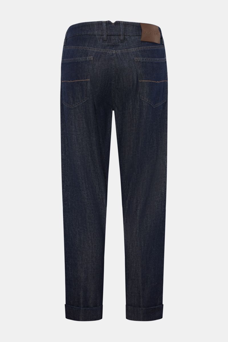 Berwich Jeans 'Chiaia 5t-GD' navy, Rückansicht, knöchellang, Tapered Fit, reine Baumwolle, Five-Pocket, Leather-Patch, fixierter Saumaufschlag.