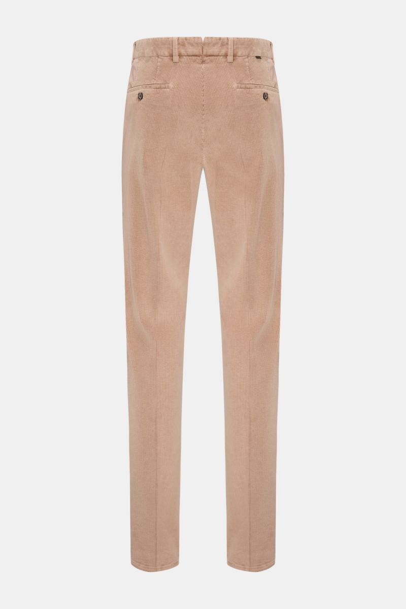 Incotex Cordhose sand viewed from the back, corduroy cotton blend with soft touch, tapered fit, garment dyed, regular thigh, ankle length.