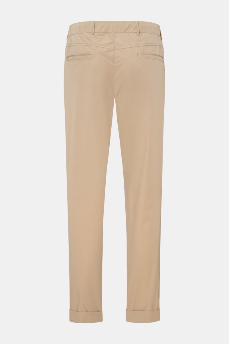 The Product is the Hero Jogpants beige, Rückansicht, knöchellang, sehr schmal zulaufend, hochwertige Microfaser, glatter Griff, Tapered Fit, reguläre Oberschenkelweite, teilelastischer Bund mit Tunnelzug, französische Taschen, Leistentasche am Gesäß, einf