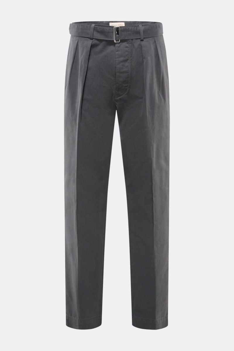 Front view of Officine Générale Chinos dark grey in pure cotton twill, garment-dyed with a soft feel, tapered fit, double pleats, belt loops, button fly, side seam pockets, and buttoned back pockets, ankle length, regular thigh width. Parisian nonchalance