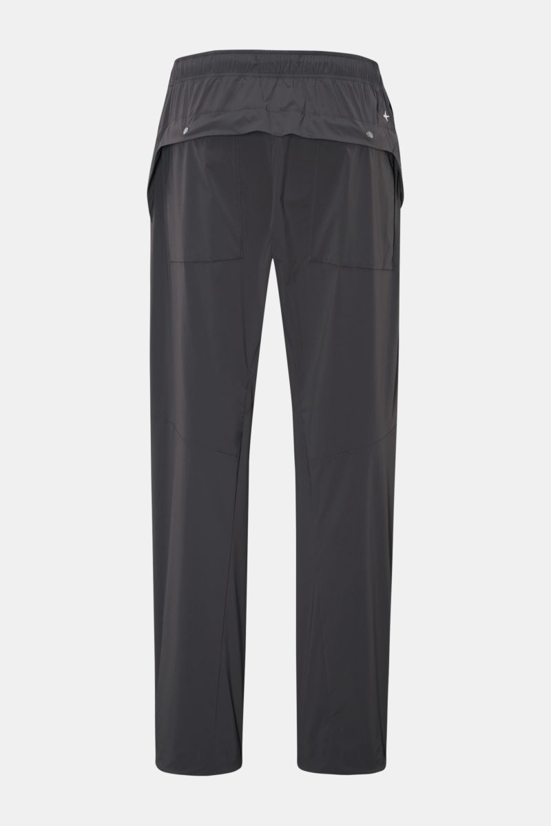 Stone Island Hose 'Stellina' dunkelgrau Rückansicht, knöchellang, elastischer Bund, Taschen, Stern-Stitching, leichte Microfaser, Tapered Fit.