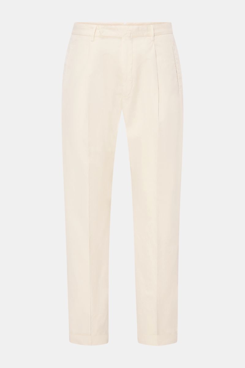 Santaniello Chinos 'Arsenio' cream shown front-facing, made of fine cotton twill with single pleat, ankle length, tapered fit, and jetted pockets.