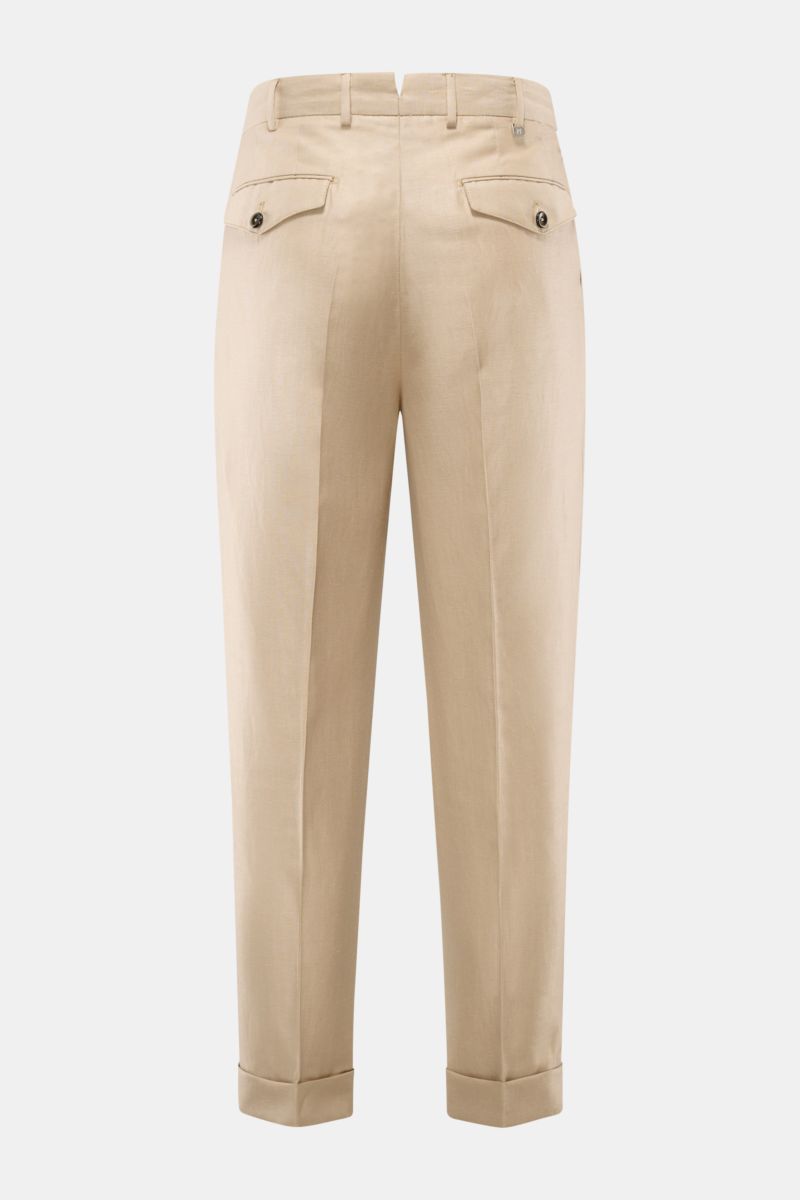 Rear view of PT Torino Hose 'Carrot Fit' beige pants made of a wool and linen blend, featuring tapered fit, shortened legs, high waistband, double pleats, flap back pockets with buttons, French pockets, a small watch pocket, zipper and button closure, ext