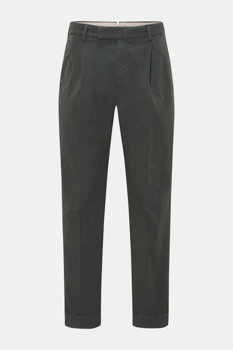 PT Torino Chino 'Rebel Fit' dunkelgrün, frontale Ansicht, knöchellang, Tapered Fit, reine Baumwolle, Bundhaken, französische Taschen, Saumaufschlag.