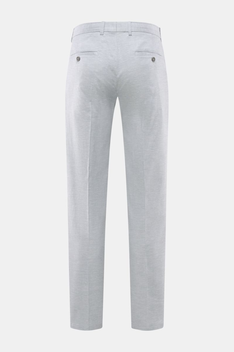 Rear view of Circolo 1901 Jogger pants 'Flamed Effect' smoky blue in a cotton and linen blend with buttoned back pockets and belt loops.

Description: Casual sophistication refined: With their lightweight cotton fabric, these jogger pants by CIRCOLO 19