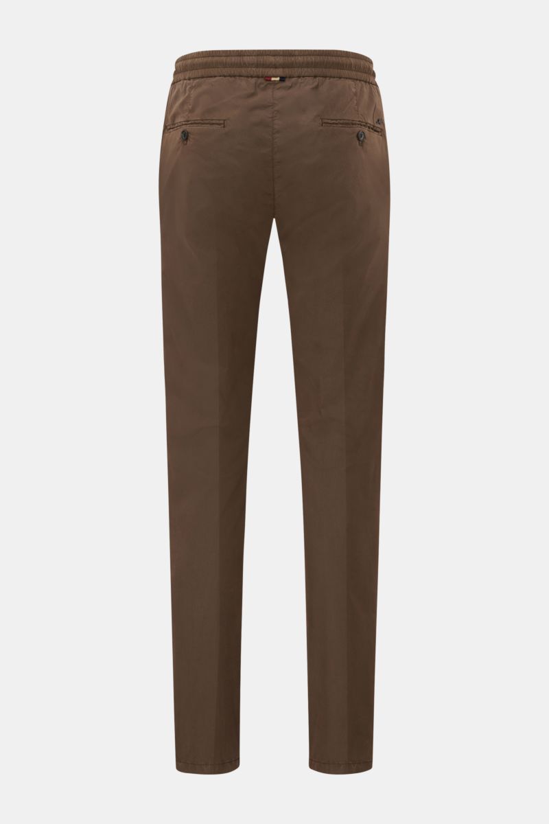 Mason's Jogpants 'New York' braun, Rückansicht, Slim Fit, schmal zulaufend, elastischer Bund, französische Taschen, Lyocell-Baumwoll-Mix, leichter Stretch.