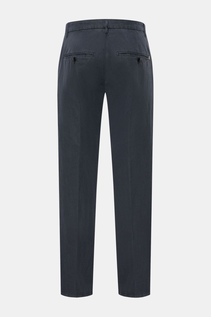 Dondup Chino 'Gaubert' navy Rückansicht, slim fit Hose aus Lyocell, Baumwolle, Leinen, garment dyed, mit Reißverschluss, Knopf und Taschen.