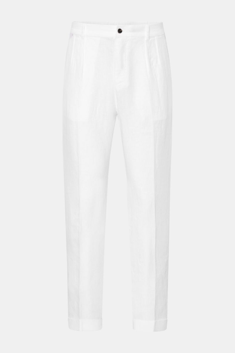 Front view of 04651/ A trip in a bag Linen jogger pants 'Linen Pants' white, pure linen, regular fit, tapered, short cut with zip and button.

Description: Perfect for warm days: These linen jogger pants by 04651/ A TRIP IN A BAG are the ideal summer e