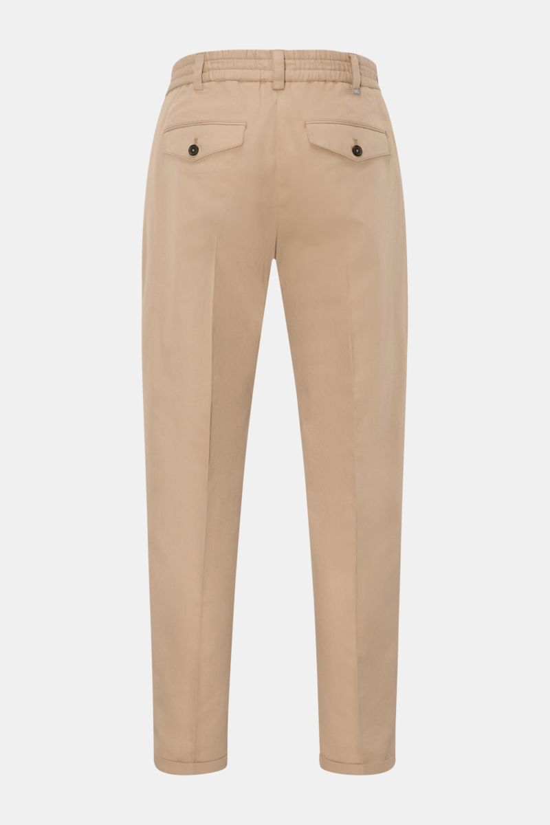PT Torino Jogpants 'The Rebel' sand, Rückansicht, kurzer Schnitt, teilelastischer Bund, Regular Fit, Baumwolle-Leinen-Mix, schmal zulaufend, geknöpfte Gesäßtaschen, fixierter Saumaufschlag.