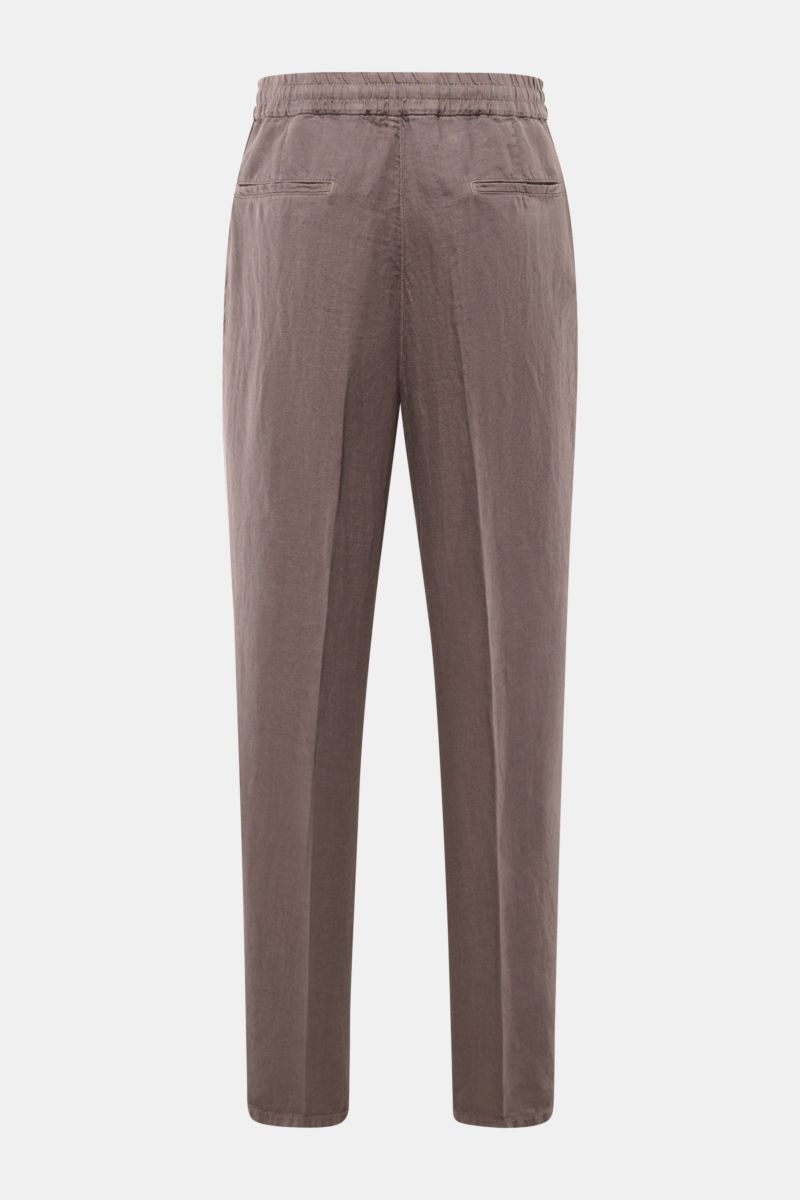 Brunello Cucinelli Leinen-Jogpants graubraun shown from the back, made of twill linen with elastic waistband, zipper, hook, French and welt pockets. Stil trifft Tragekomfort: Die Jogpants aus reinem Leinen von BRUNELLO CUCINELLI ist ein vielfältiger Begle