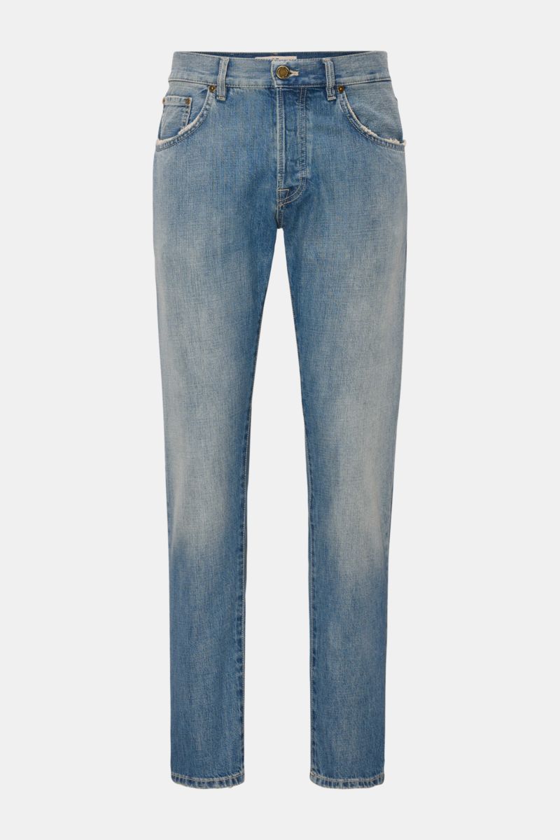 Front view of PT Torino Denim Jeans 'Breakbeat' smoky blue, slim fit with authentic used wash, subtle distressed effects, button fly, five-pocket style, and leather patch. Denim made of pure cotton with a soft feel, very tapered cut.