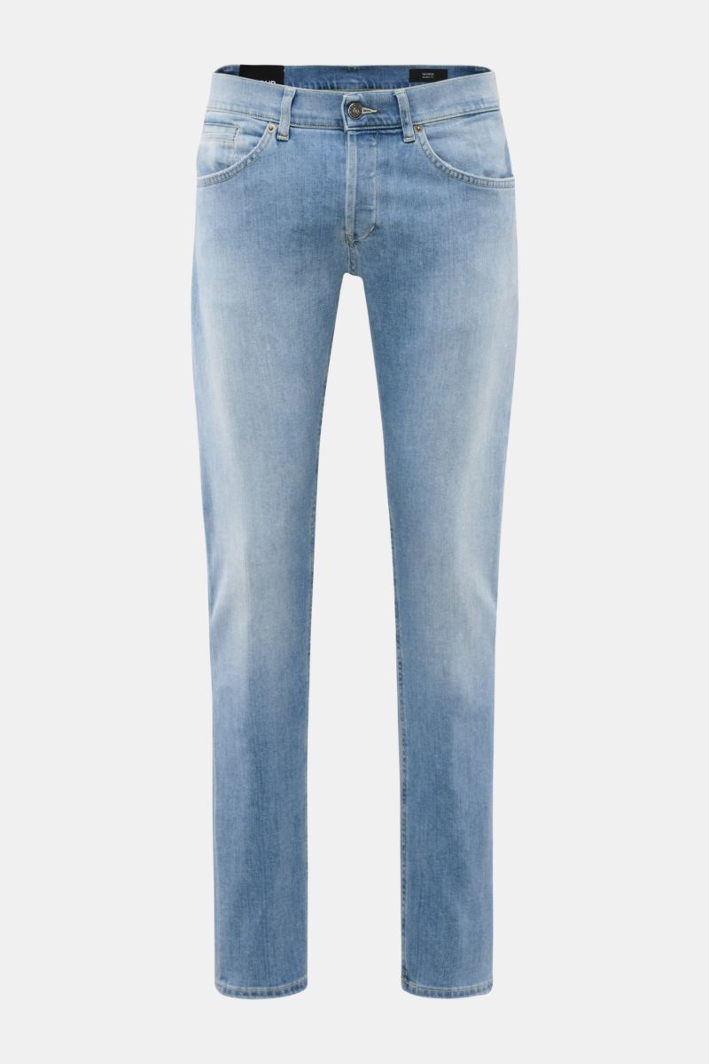 Front view of Dondup Jeans 'George' rauchblau in light blue with authentic used wash, skinny fit, low waist, button fly, and five-pocket style. Komfortabler Denim: Die Jeans 'George' von DONDUP aus elastischer Baumwolle lässt sich vielseitig zu legeren Of