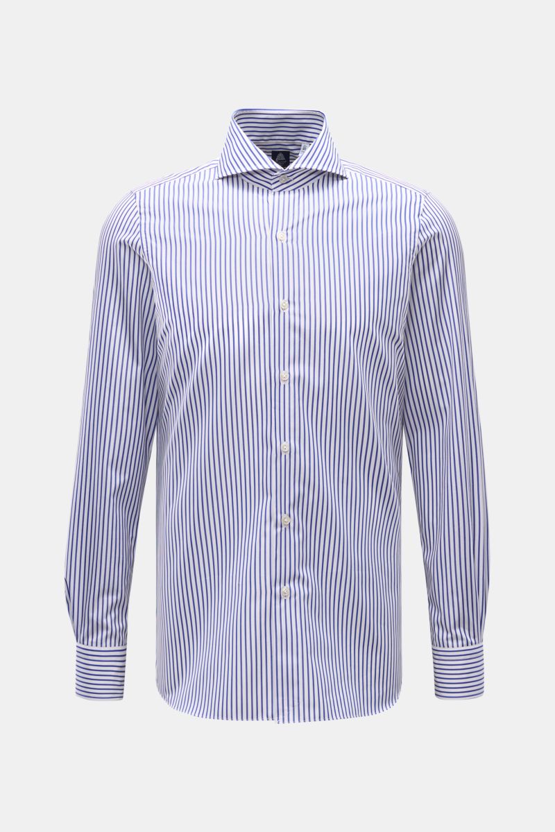 Front view of Finamore Business shirt 'Sergio Napoli' shark collar blue/white striped with extra-long sleeves, slim fit, French button placket, and classic barrel cuffs. Outstanding craftsmanship with an Italian sense of style: A subtle striped design and