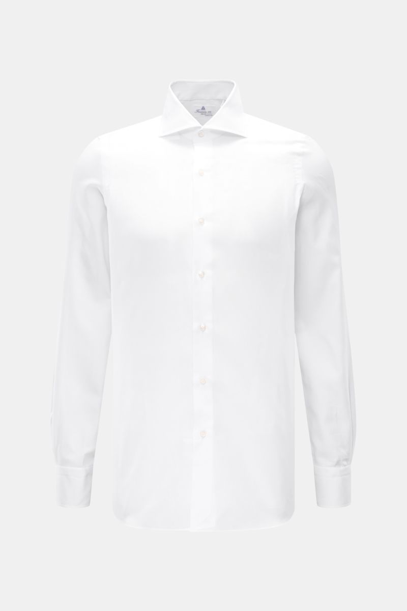 Front view of Finamore Business shirt 'Edoardo Napoli' shark collar white, slim fit, pure cotton, French button placket, barrel cuffs.

Description: 
Stylish classic: The shirt 'Edoardo Napoli' from FINAMORE made of soft Giza cotton lends an elegant, c