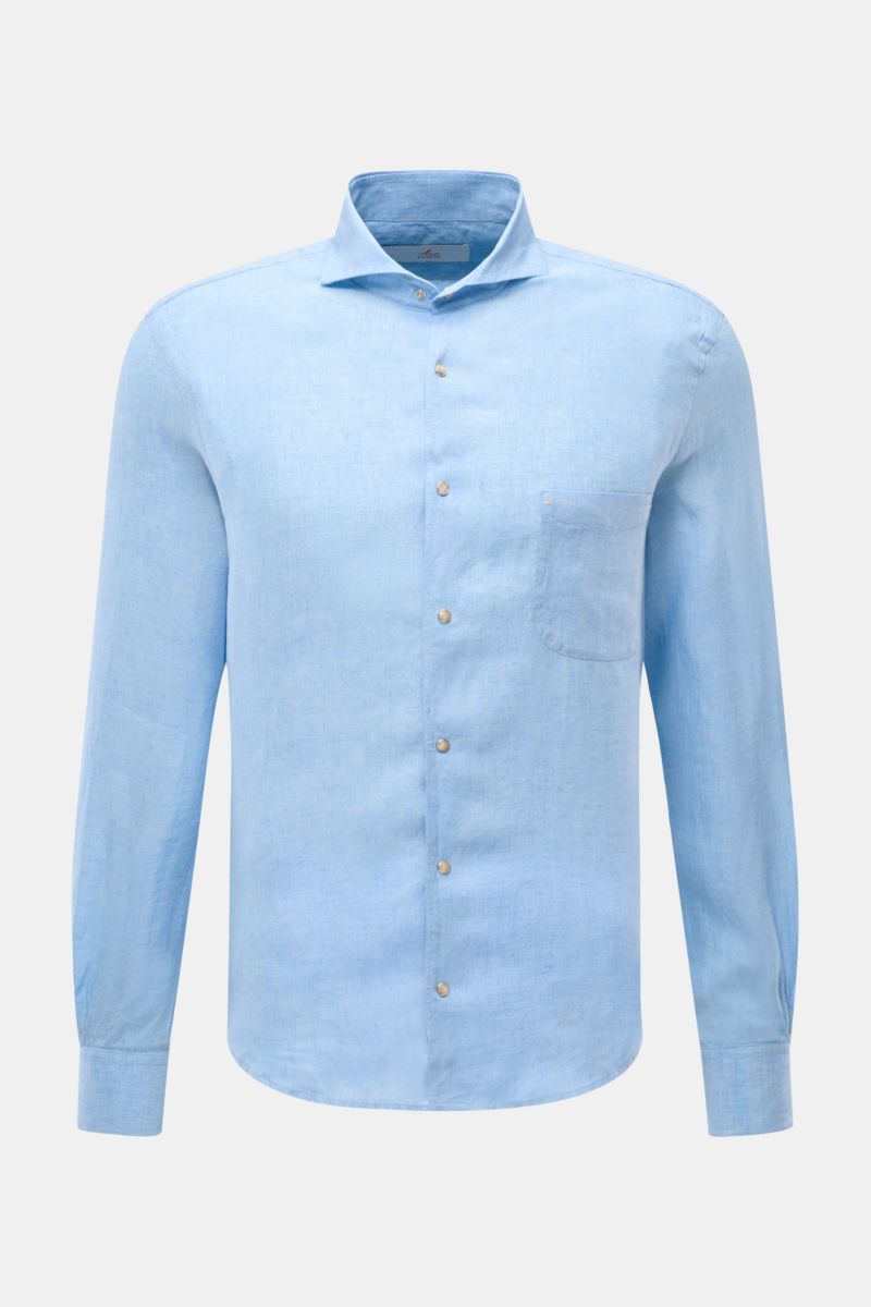 Front view of Ace Denim Linen shirt shark collar light blue in slim fit with French snap button placket, barrel cuffs, pocket, and rounded hem.

Description: Stay comfortable in the warmer months: This ACE DENIM shirt in lightweight linen fabric is a c