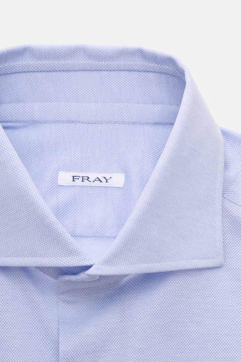 Fray Piqué-Hemd Haifisch-Kragen 'Lione Cucitura' rauchblau meliert, Slim Fit, aus reiner Baumwolle, Nahaufnahme von oben, feine Struktur sichtbar.