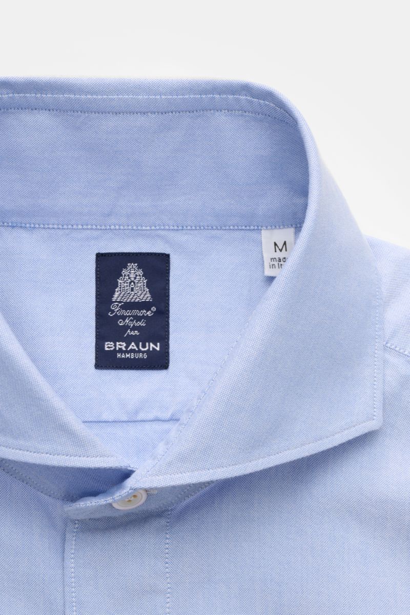 Finamore Casual Hemd 'Sergio Gaeta' Haifisch-Kragen hellblau, Detailansicht von oben, Popeline Baumwolle, Slim Fit, weicher Griff, klassische Manschette.