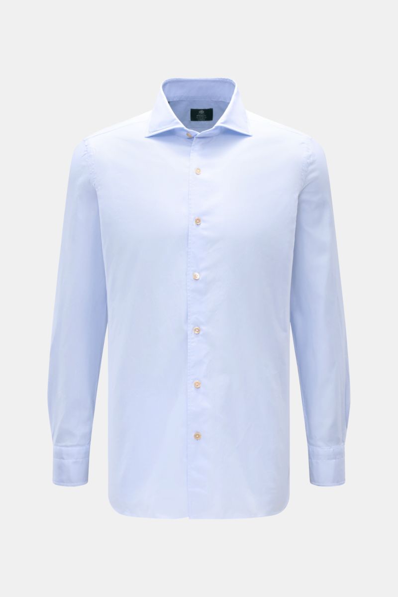 Borrelli Oxford Hemd 'Ettore' Haifisch-Kragen hellblau, Extra Slim Fit, reine Baumwolle, französische Knopfleiste, Sportmanschette, frontale Ansicht.