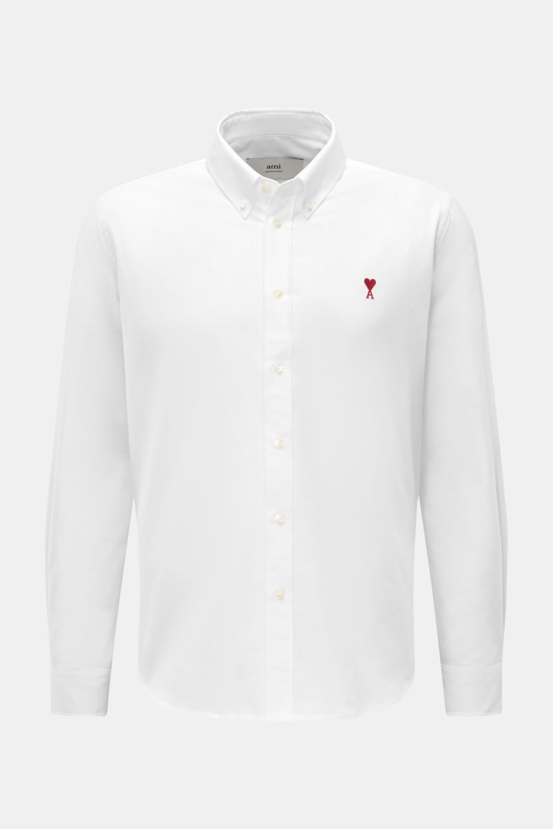 Front view of Ami Paris Oxford shirt button-down collar white, elegant pure cotton Oxford fabric with signature red heart stitching.

Description: For relaxed casual styles and more formal looks: This elegant shirt from AMI PARIS with signature heart stit