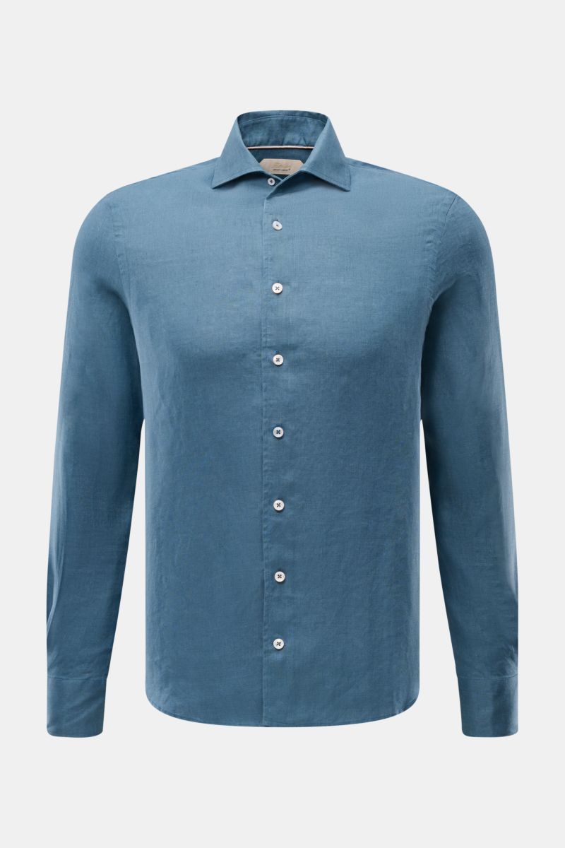 Front view of Aurélien Linen shirt shark collar grey-blue in slim fit with French button placket and classic barrel cuffs.

Want to get into the holiday mood? With its fine linen fabric, this versatile shirt by the brand AURÉLIEN is an all-rounder for 