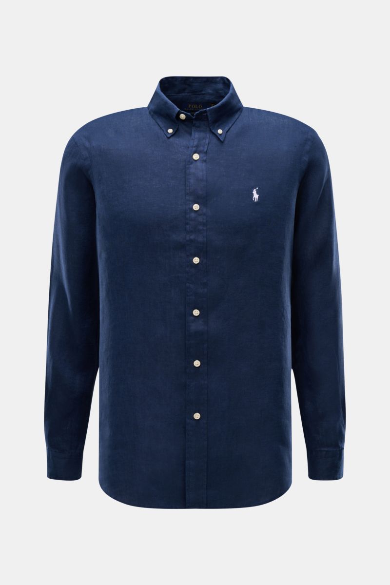 Front view of a Polo Ralph Lauren Leinenhemd Button-Down-Kragen türkis, slim fit linen shirt with button-down collar, white buttons, and classic logo. Dieses Leinenhemd von POLO RALPH LAUREN ist eine Bereicherung für jede Sommergarderobe und bringt bei