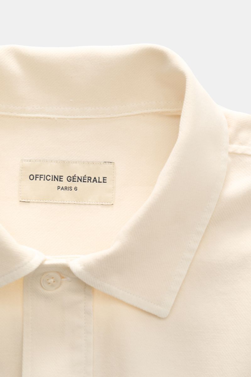 Officine Générale Popover-Hemd 'Jordy' Kent-Kragen creme, Detailaufnahme von oben, reine Baumwolle, weicher Griff, Oversized Fit, Kent-Kragen.