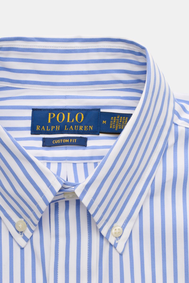 Polo Ralph Lauren Casual Hemd Button-Down-Kragen blau/weiß gestreift, aus reiner Baumwolle, weicher Griff, klassisches Streifen-Design, Frontansicht.