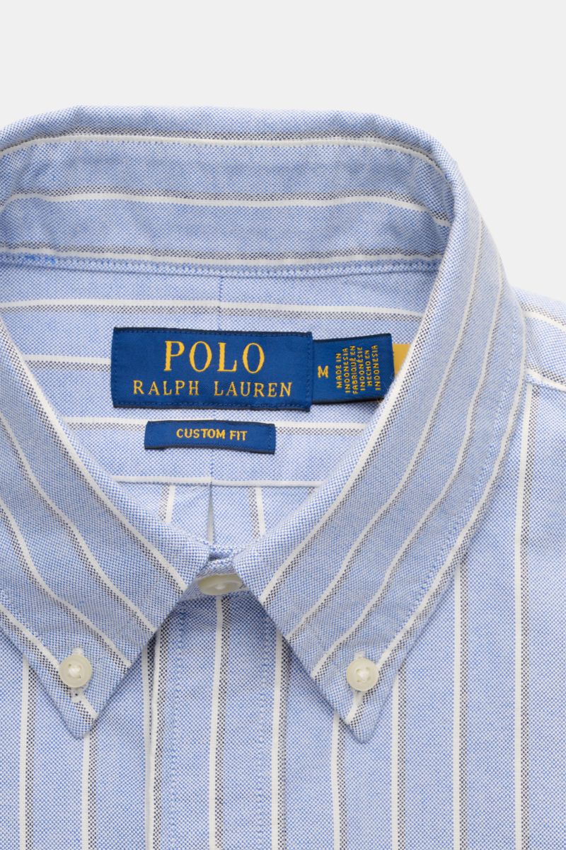 Polo Ralph Lauren Oxford-Hemd Button-Down-Kragen blau/dunkelgrau/weiß gestreift, Nahaufnahme von oben, Custom Fit, weiche Baumwolle, klassische Streifen.