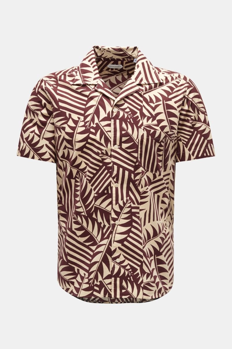 Short sleeve shirt Cuban collar cream/burgundy patterned
