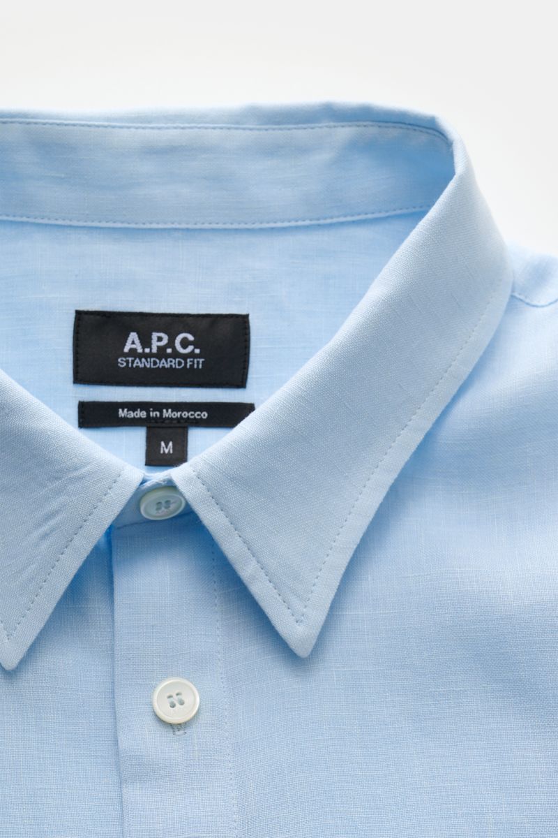A.P.C. Linen short sleeve shirt 'Liaek' Kent collar light blue
