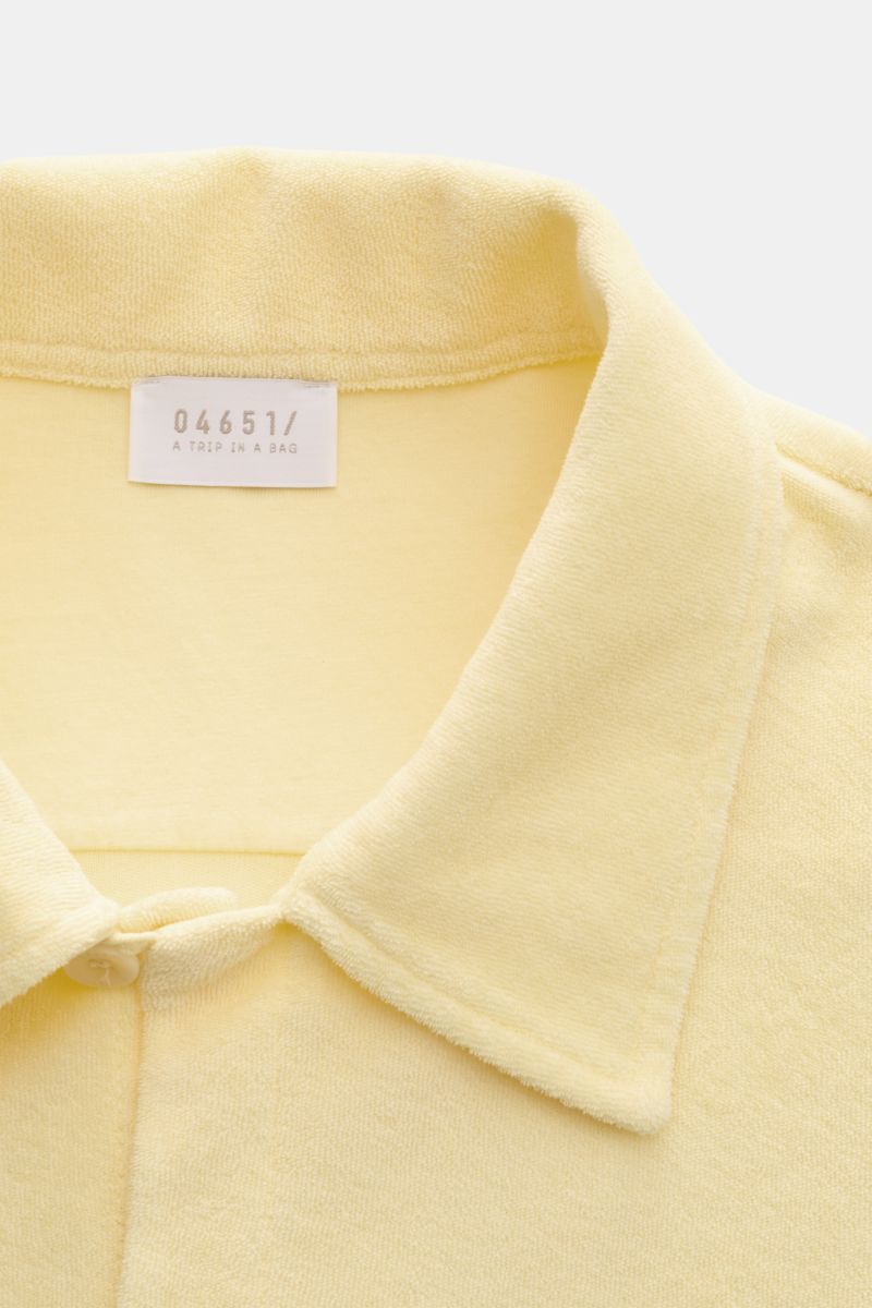 04651/ A trip in a bag Frottee-Kurzarmhemd 'Terry Cuba' pastellgelb
