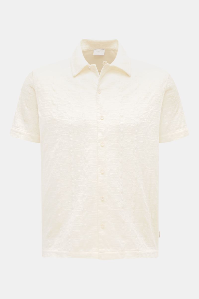 Front view of 04651/ A trip in a bag Jersey-Kurzarmhemd 'Abstract' Kubanischer Kragen creme short sleeve shirt in cream with textured cotton fabric, soft touch, regular fit, variable Cuban collar, French button placket, small side seam label, and short he