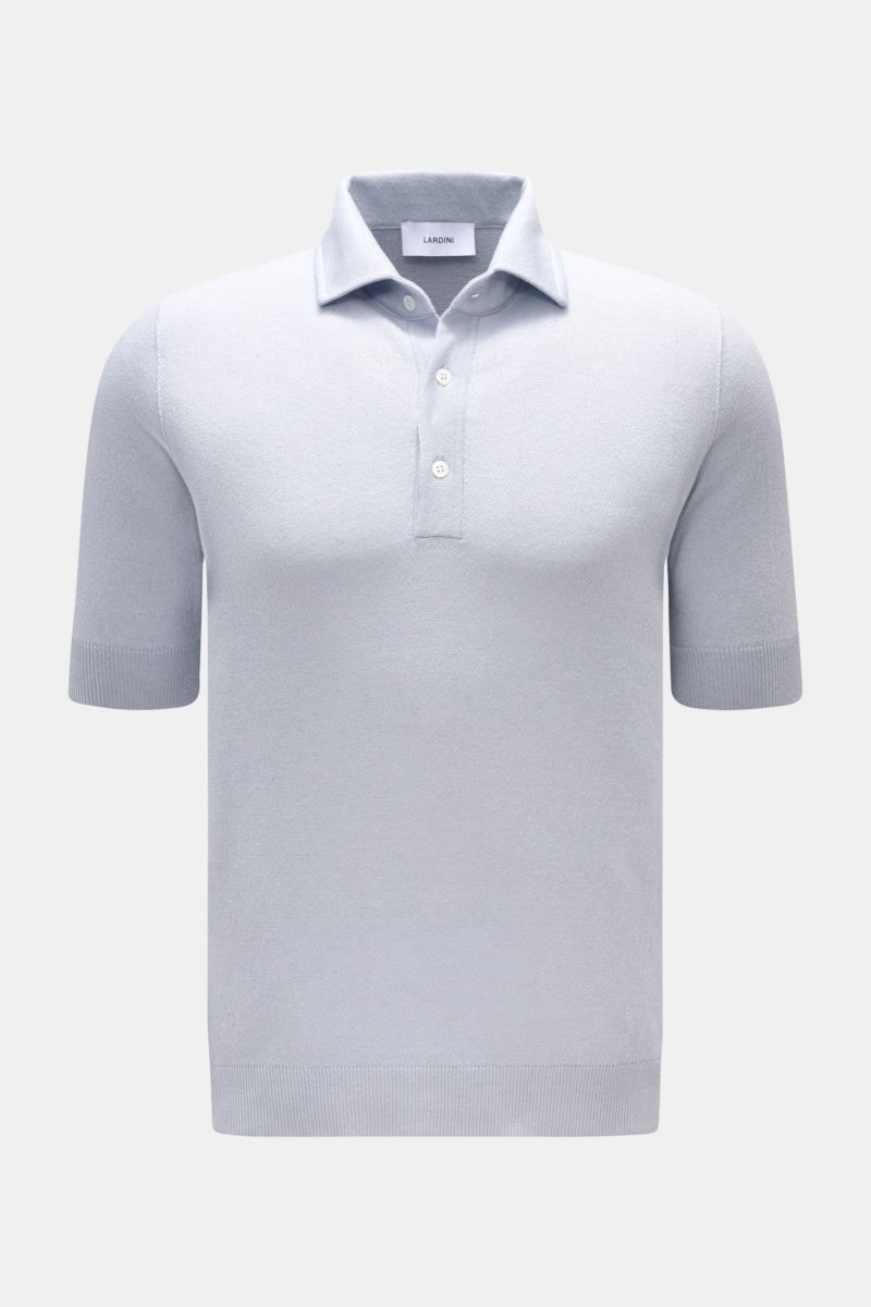 Front view of Lardini Short sleeve knit polo smoky blue in a slim fit, made from a linen and cotton blend with a fine airy knit, featuring a signature polo collar, three-button placket, and flexible ribbed bands. Elegance for warmer seasons, slightly robu