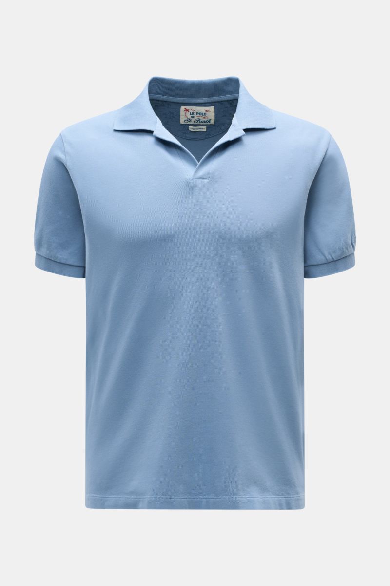 MC2 Saint Barth Poloshirt 'Charles' rauchblau, Slim Fit, elastisches Baumwoll-Piqué, kurzer Kragen, Rippbündchen, frontale Nahaufnahme.