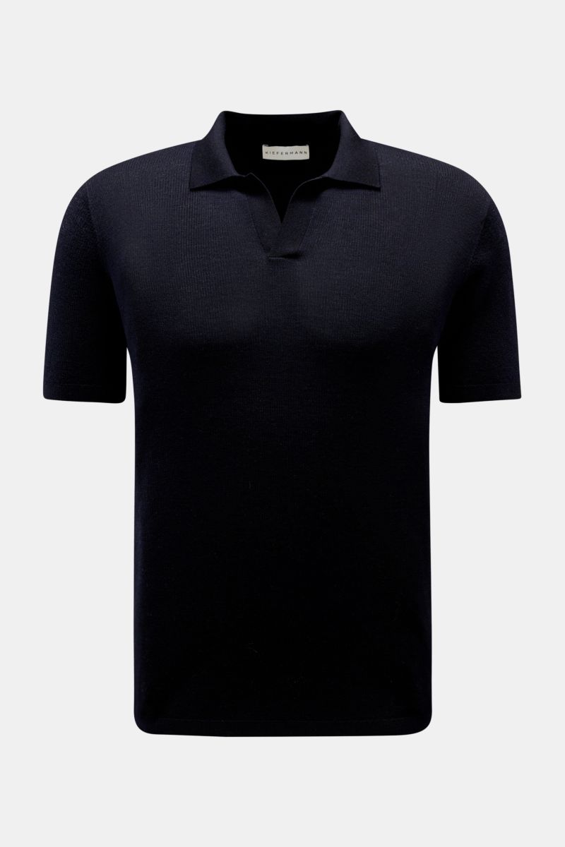 Front view of Kiefermann Merino short sleeve knit polo 'Luras' dark navy, sporty and timeless with a casual cut in high-quality merino wool. Pure merino wool, soft feel, fine knit, rib knit, regular fit, classic polo shirt collar, open collar strip.
