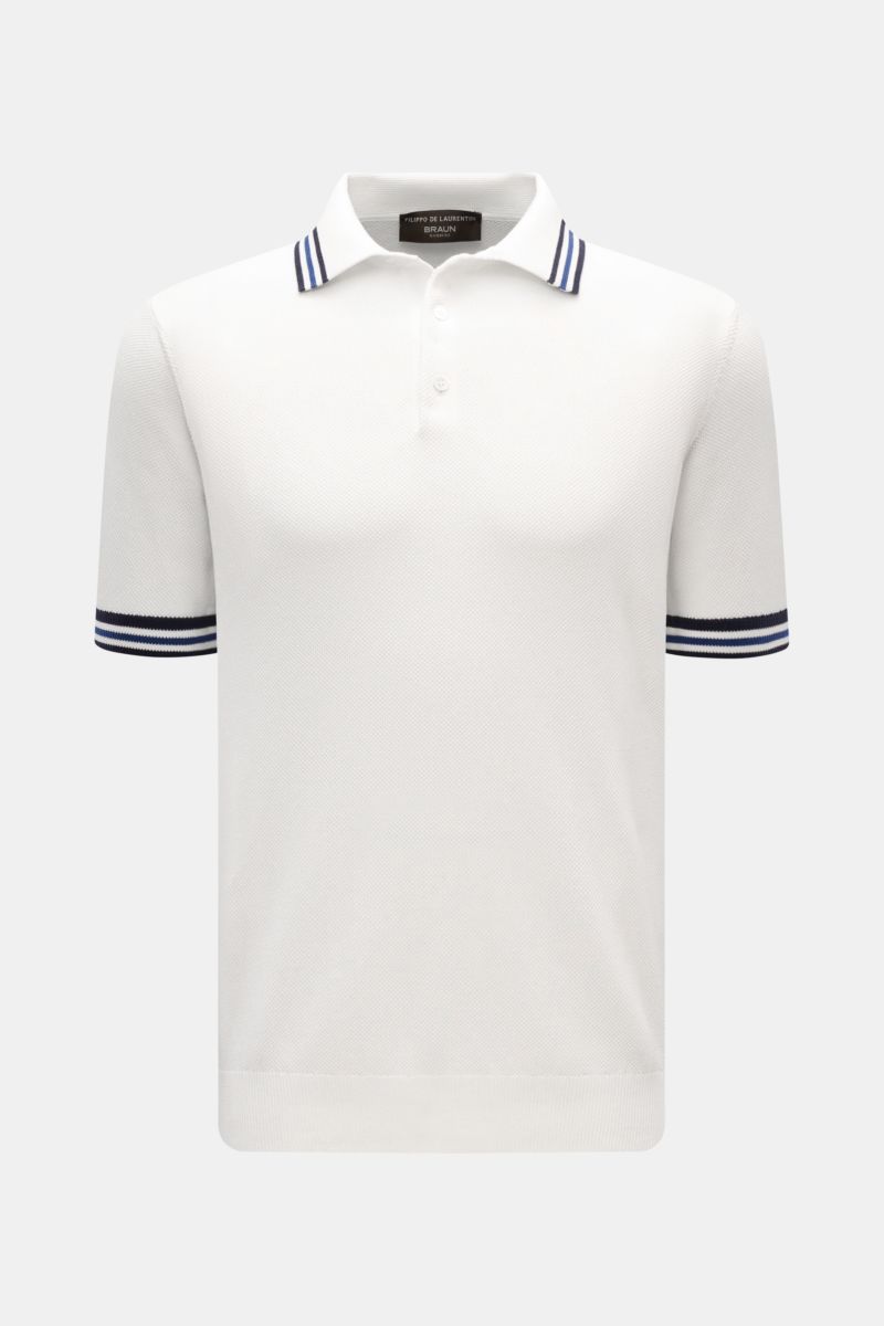 Front view of Filippo de Laurentiis Short sleeve knit polo shirt white in pure cotton with fine textured knit, slim fit, and contrasting ribbed bands on collar and sleeves. 

Subtle luxury from FILIPPO DE LAURENTIIS – this knit polo in pure cotton in a