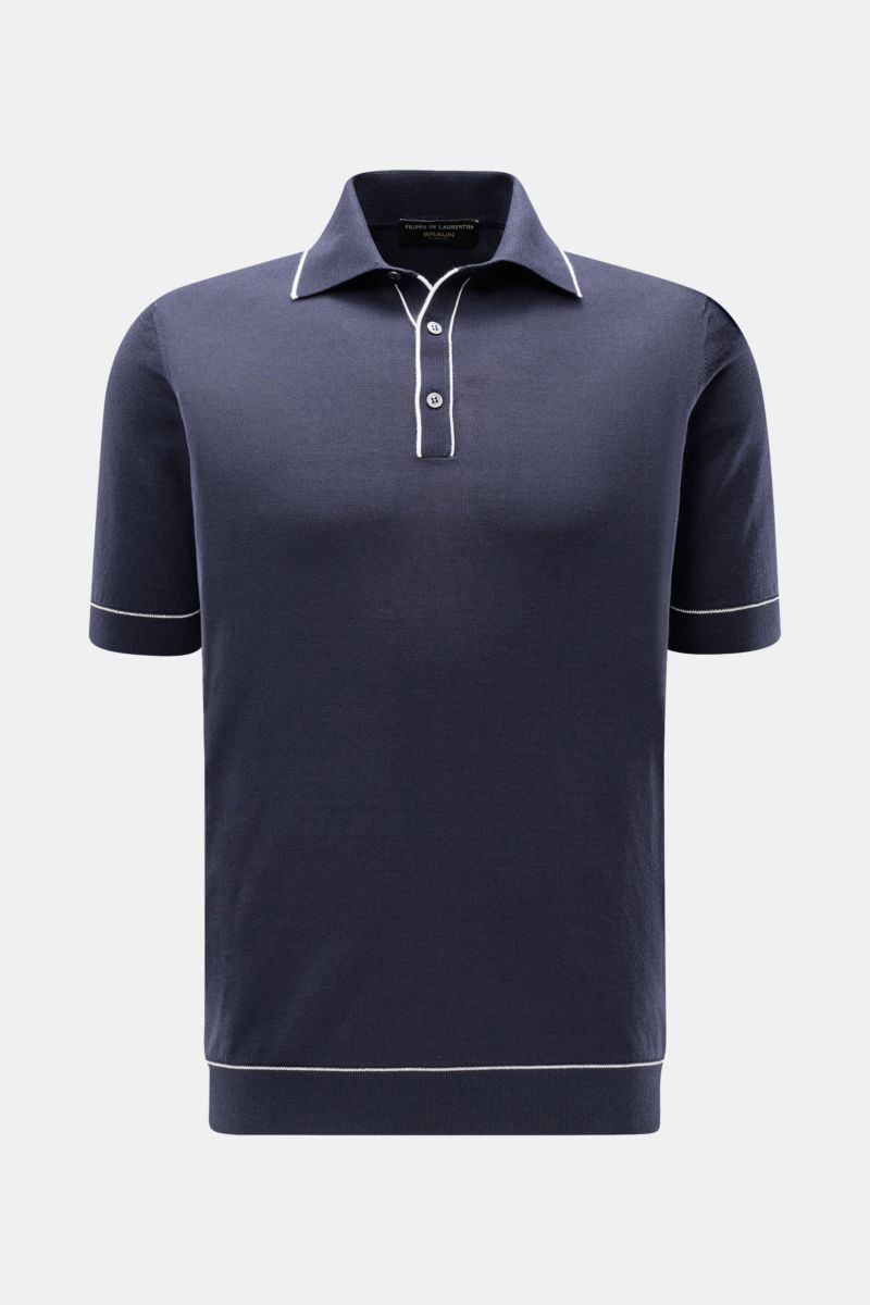 Filippo de Laurentiis Kurzarm-Strickpolo navy, Slim Fit, reine Baumwolle, feine Kontrastkanten, gestrickter Polokragen, frontale Nahaufnahme.