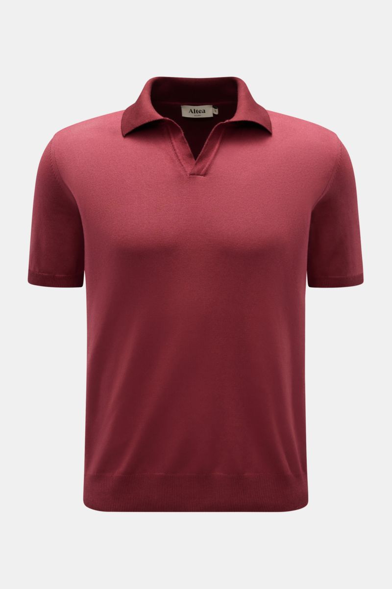 Altea Kurzarm-Strickpolo bordeaux, slim fit aus reiner Baumwolle, weicher Griff, feines Strickbild, klassischer Polokragen, offene Kragenleiste, Rippbündchen, Frontansicht.